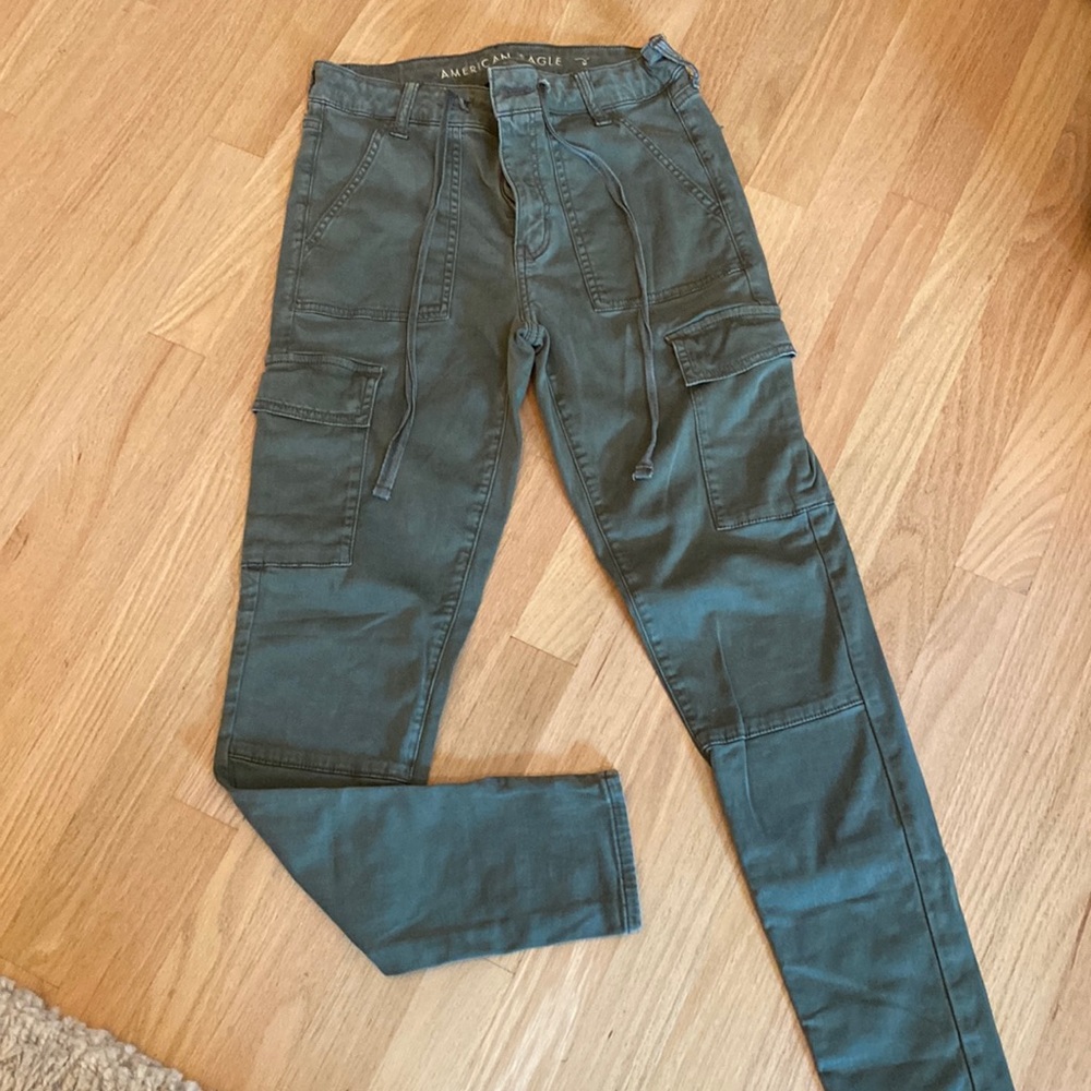 American Eagle skinny cargo pant